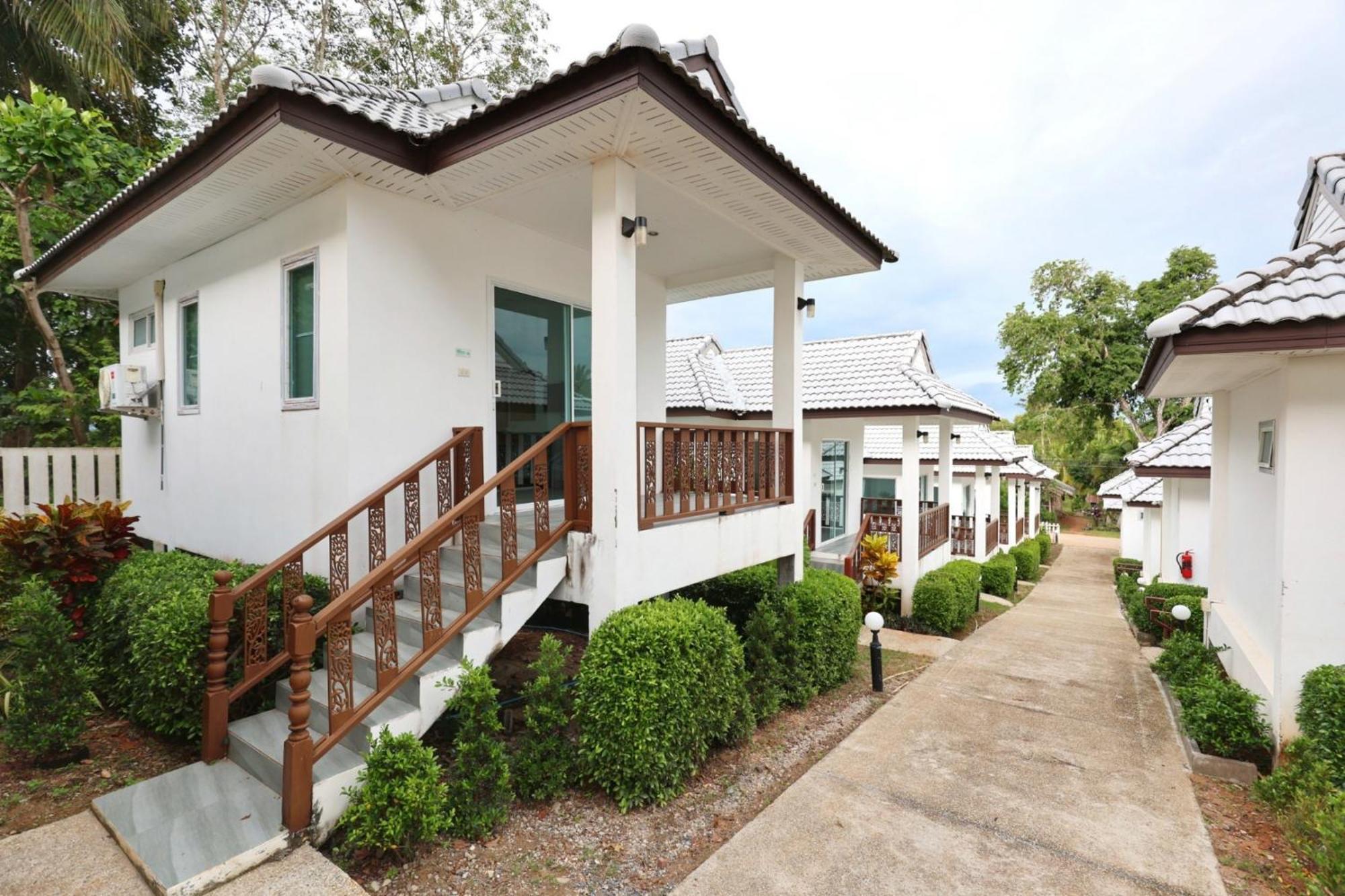 Horizon Beach Resort Koh Jum Extérieur photo