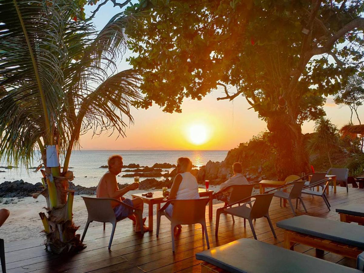 Horizon Beach Resort Koh Jum Extérieur photo